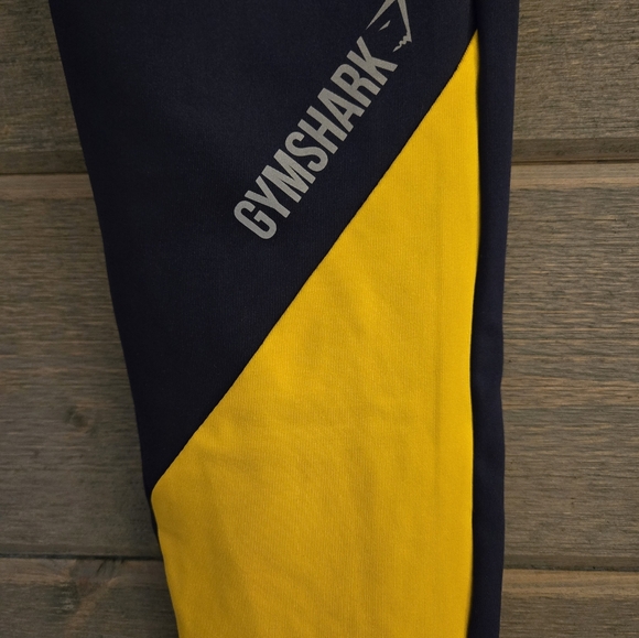 Gymshark Women's Asymmetrical Navy & Yellow Leggings - Picture 11 of 12